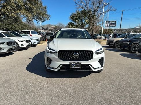 New 2026 Volvo XC60 B5 Ultra w/ Protection Package Premier image 8