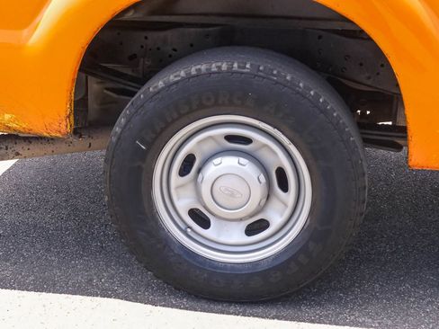 Used 2015 Ford F250 XL RWD image 6