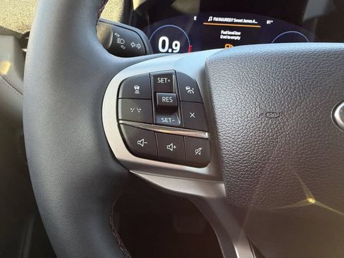 New 2026 Ford Explorer Active w/ Active Comfort Package RWD image 30