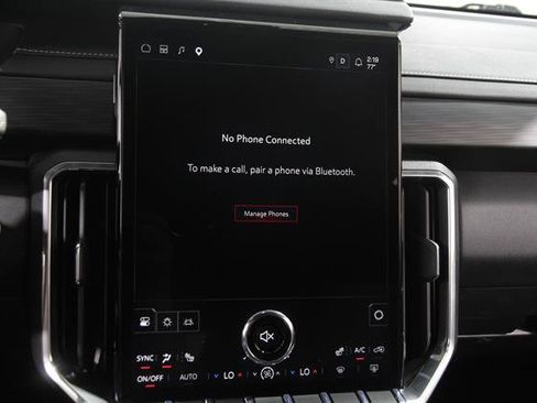 Used 2026 GMC Acadia Elevation w/ Elevation Premium Package AWD/4WD image 11