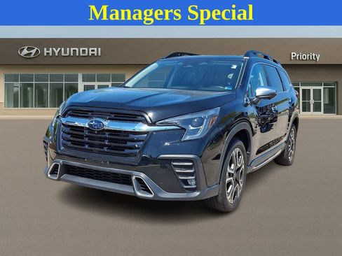 Used 2023 Subaru Ascent Touring AWD/4WD image 1
