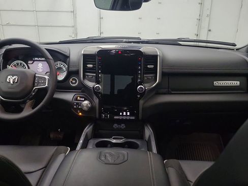 Used 2025 RAM 1500 Laramie image 19