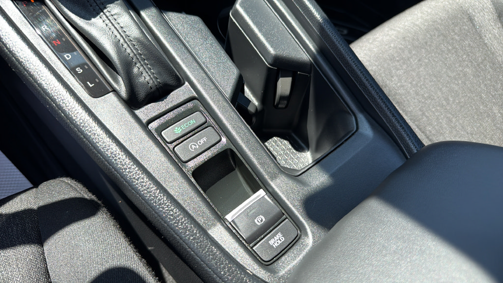 Certified 2025 Honda Accord LX image 28