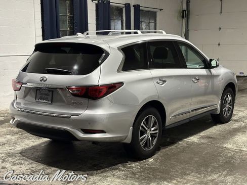 Used 2017 INFINITI QX60 Luxe w/ Premium Plus Package image 8