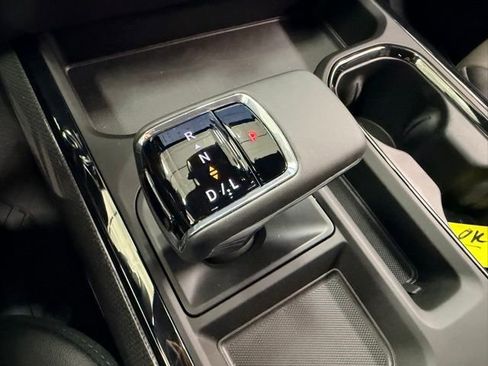 Certified 2025 Chevrolet Silverado 1500 ZR2 w/ Technology Package image 19