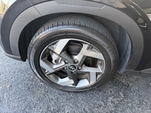 Used 2023 Hyundai Venue SEL w/ Cargo Package FWD image 23