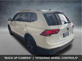 Used 2022 Volkswagen Tiguan SE w/ Panoramic Sunroof Package image 5