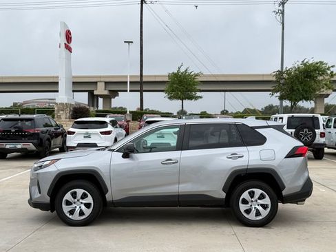 Used 2024 Toyota RAV4 LE image 8