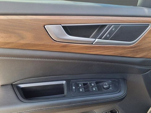 New 2026 Volkswagen Atlas SE image 13