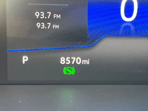 Used 2024 Volkswagen Tiguan SE image 20