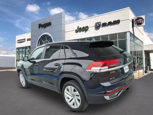 Used 2022 Volkswagen Atlas Cross Sport SE AWD/4WD image 3