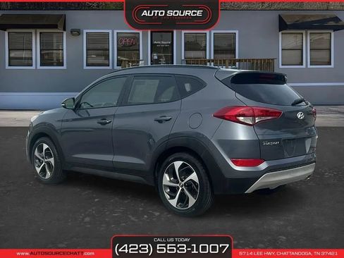 Used 2017 Hyundai Tucson Night w/ Cargo Package FWD image 5