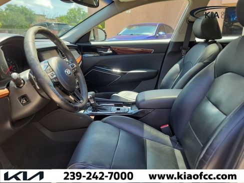 Used 2017 Kia Cadenza Technology FWD image 19