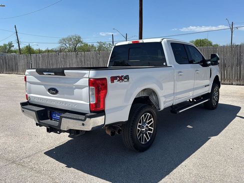 Used 2019 Ford F250 Lariat w/ Lariat Value Package image 7