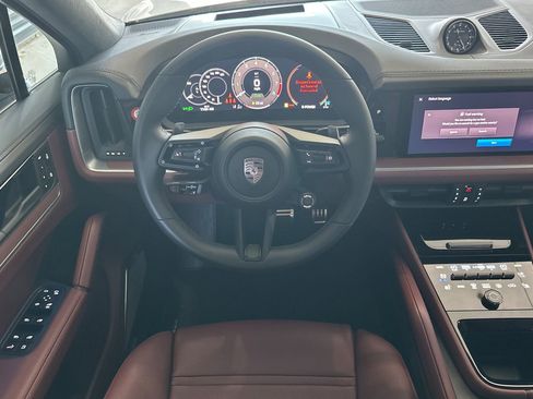 New 2025 Porsche Cayenne Turbo AWD/4WD image 16