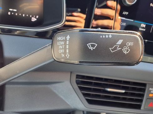 Used 2025 Volkswagen Jetta Sport image 16