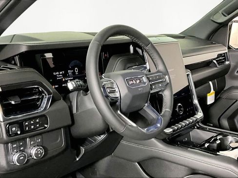 New 2026 GMC Yukon XL Elevation image 8