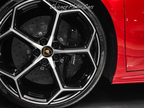 Used 2020 Lamborghini Huracan EVO image 47