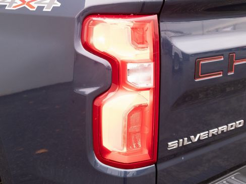 Used 2020 Chevrolet Silverado 1500 LTZ image 29