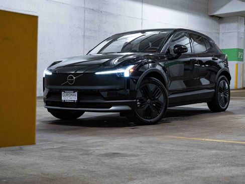 New 2026 Volvo EX30 Cross Country Ultra image 1