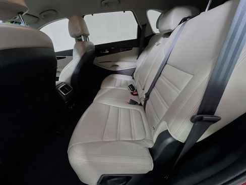 Used 2017 Kia Sorento EX w/ EX Premium Package FWD image 29