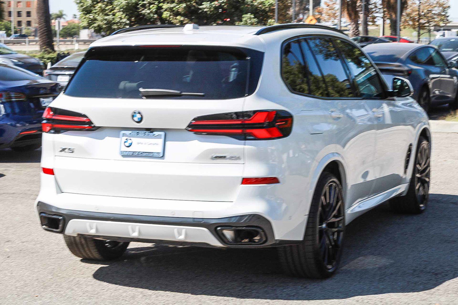 Used 2026 BMW X5 xDrive40i w/ M Sport Package AWD/4WD image 6