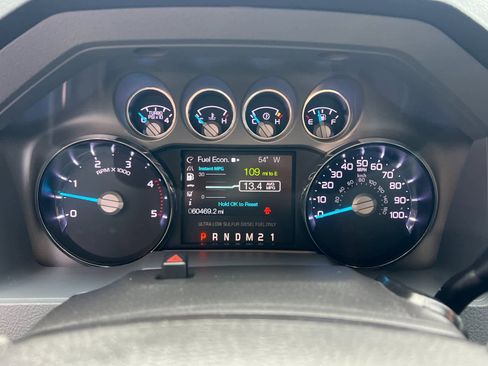 Used 2016 Ford F250 XLT w/ XLT Premium Package image 22