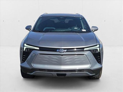 New 2025 Chevrolet Blazer EV LT image 6