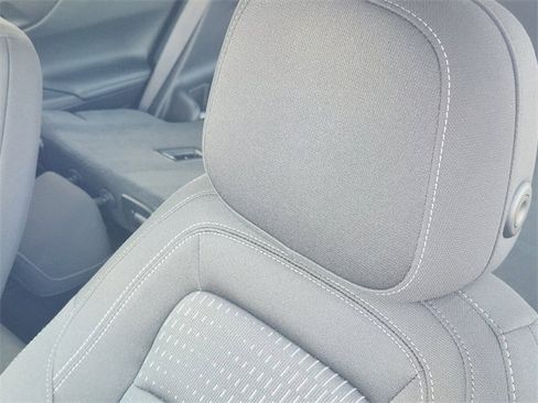 Used 2025 Chevrolet Equinox LT FWD image 20