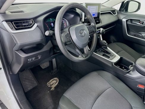 Certified 2025 Toyota RAV4 XLE FWD image 9