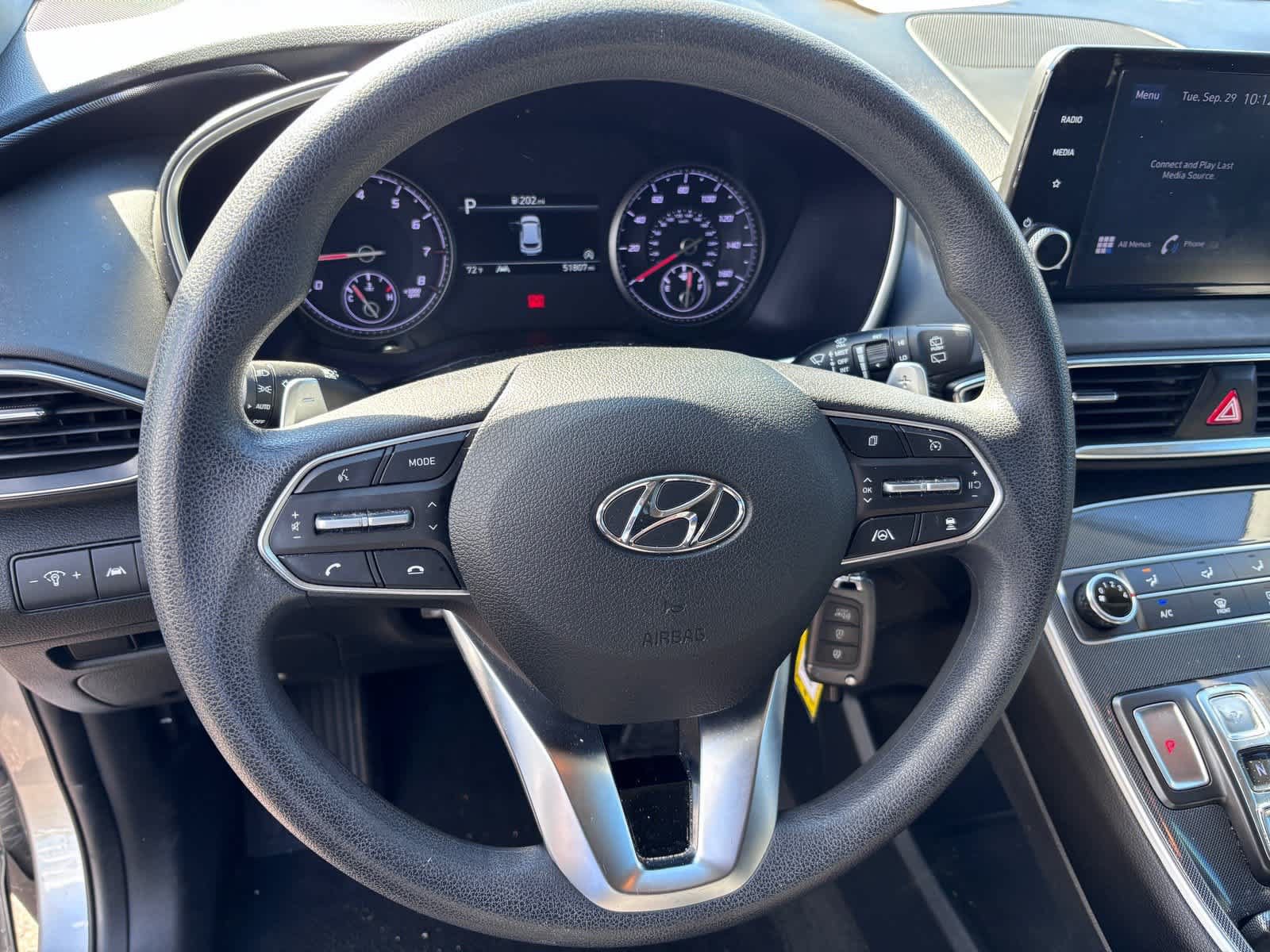 Used 2022 Hyundai Santa Fe SE AWD/4WD image 16