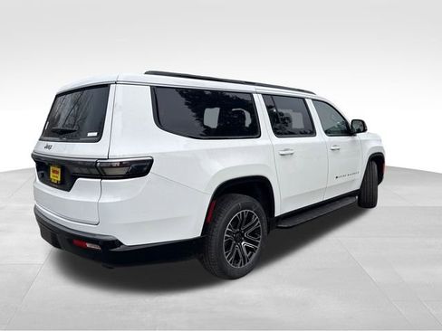 New 2026 Jeep Grand Wagoneer L 4WD image 38