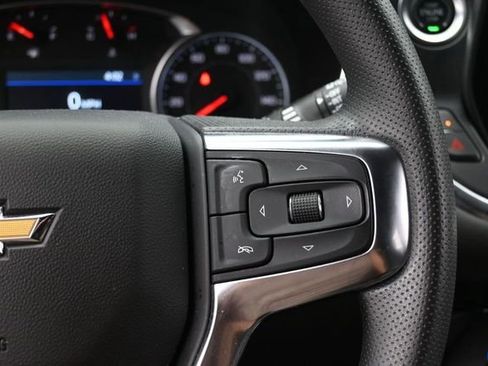 Used 2025 Chevrolet Blazer LT FWD image 22