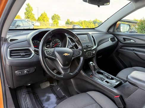 Used 2018 Chevrolet Equinox LT FWD image 18