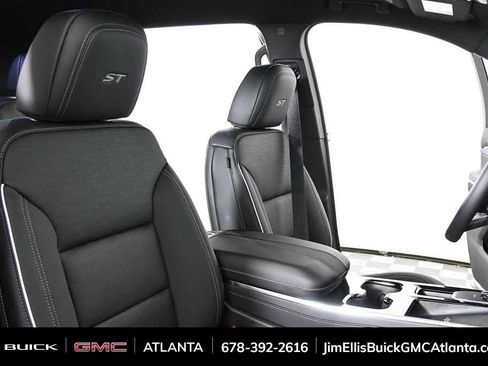 New 2026 Buick Enclave Sport Touring FWD image 23