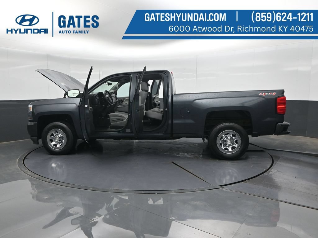 Used 2017 Chevrolet Silverado 1500 W/T AWD/4WD image 50