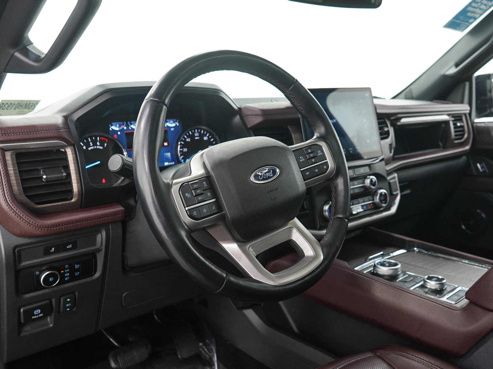 Used 2023 Ford Expedition Limited AWD/4WD image 27