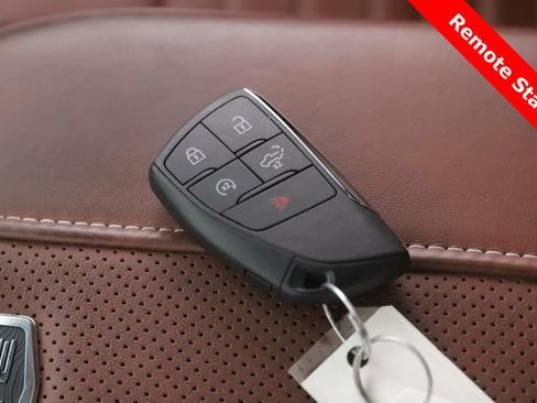 Used 2025 GMC Sierra 2500 Denali Ultimate AWD/4WD image 3
