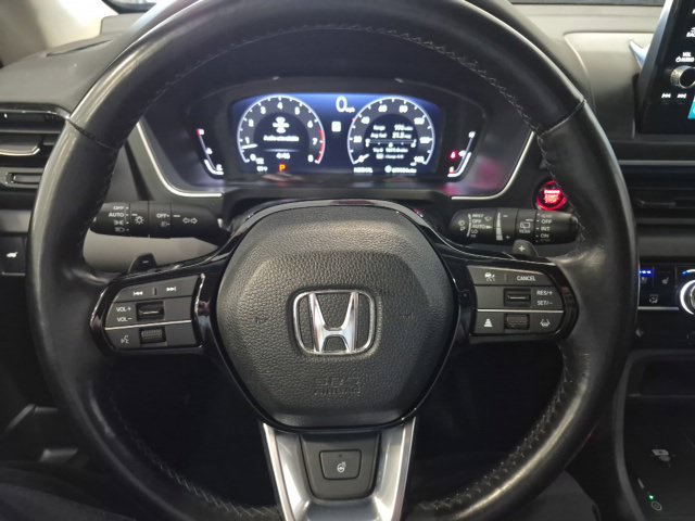Used 2023 Honda Pilot Elite image 13