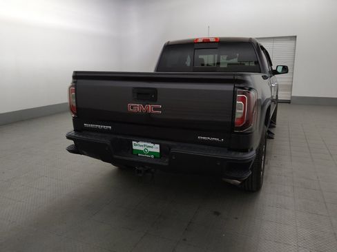 Used 2016 GMC Sierra 1500 Denali w/ Enhanced Driver Alert Package AWD/4WD image 7