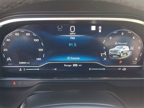 Used 2023 Chevrolet Suburban High Country image 24