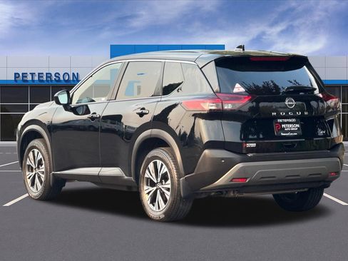 Used 2023 Nissan Rogue SV FWD image 6