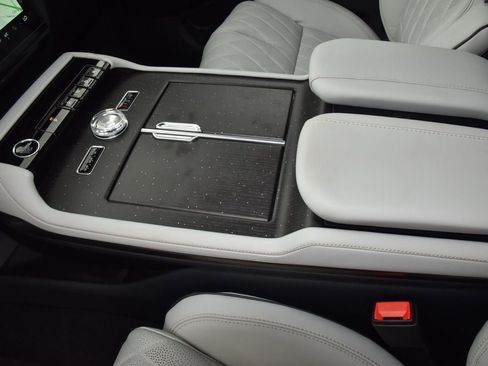 New 2026 Lincoln Navigator L Black Label AWD/4WD image 33