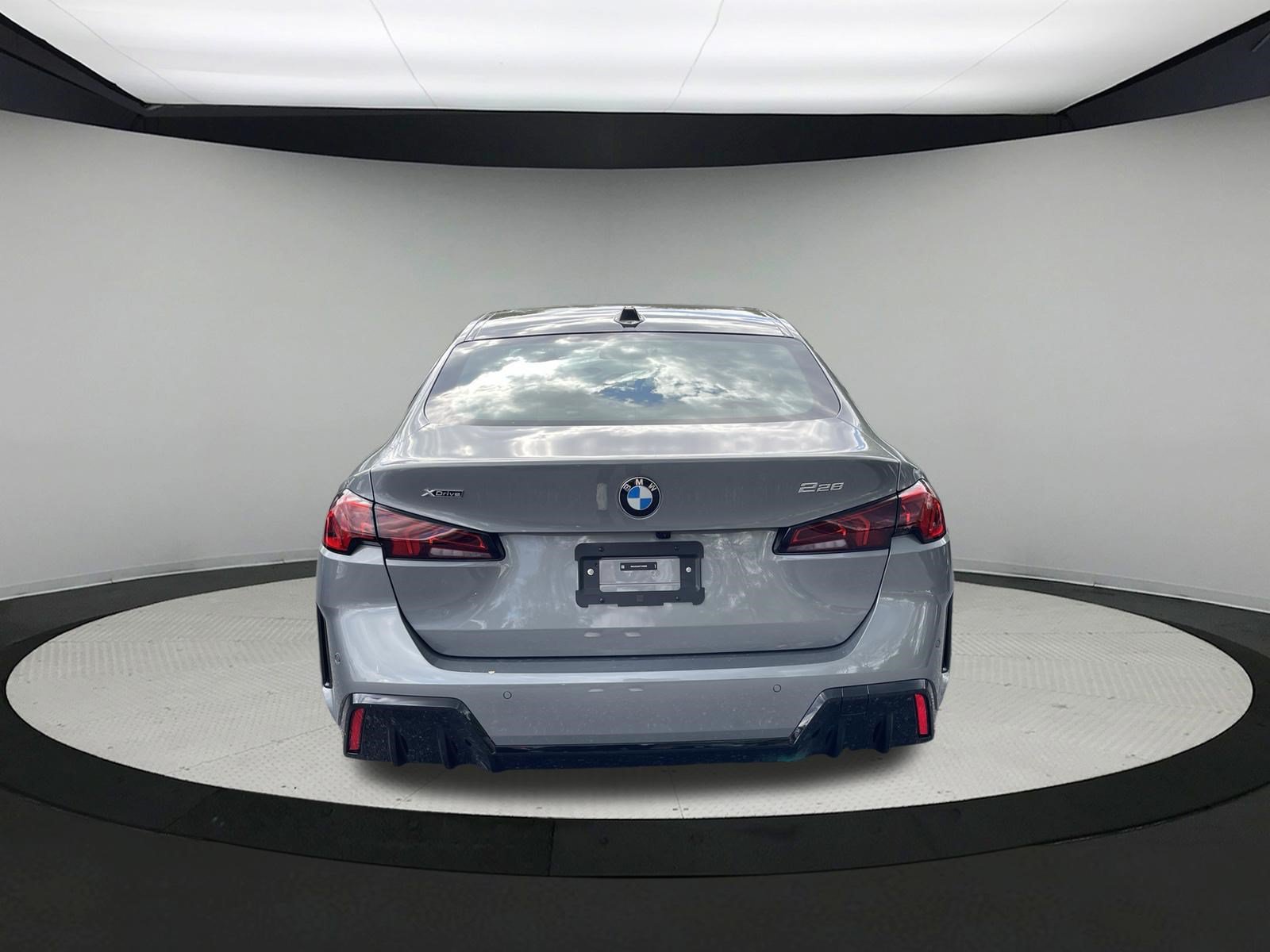 Used 2026 BMW 228i xDrive w/ Technology Package AWD/4WD image 6
