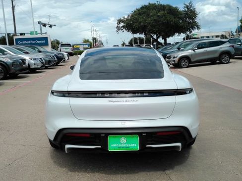 Used 2020 Porsche Taycan Turbo AWD/4WD image 11
