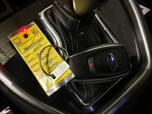 Certified 2023 Subaru Outback Onyx Edition image 37