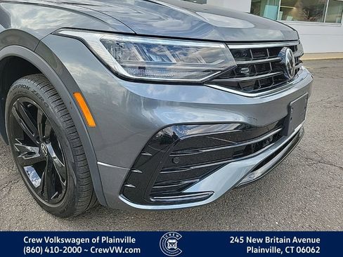 Used 2023 Volkswagen Tiguan SE R-Line FWD image 21