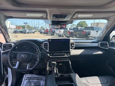 Used 2023 Toyota Tundra Limited AWD/4WD image 17
