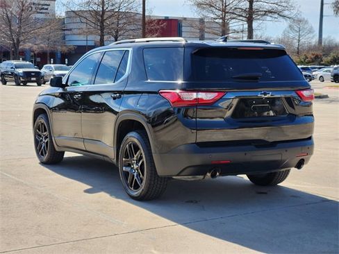Used 2020 Chevrolet Traverse LT w/ LPO, Blackout Package image 7
