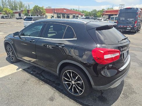 Used 2017 Mercedes-Benz GLA 250 image 3